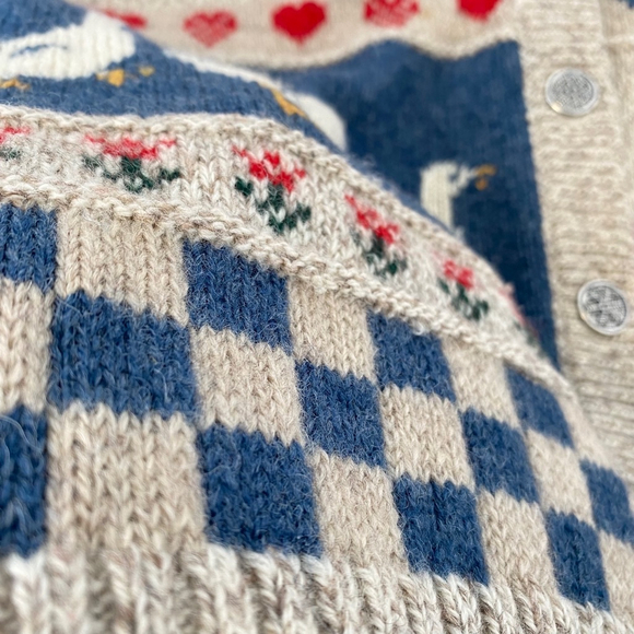 Eddie Bauer Vintage Country Wool Cardigan Sweater Size L Hearts Geese Apples - Picture 11 of 16